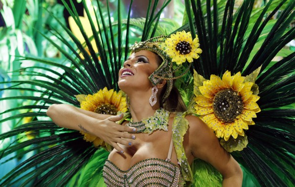 ve-may-bay-di-brazil