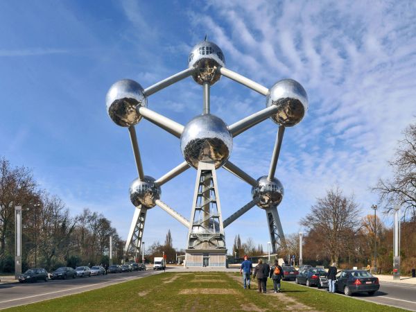 Tháp nguyên tử Atomium