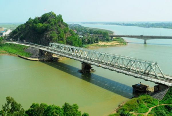 Cầu Hàm Rồng