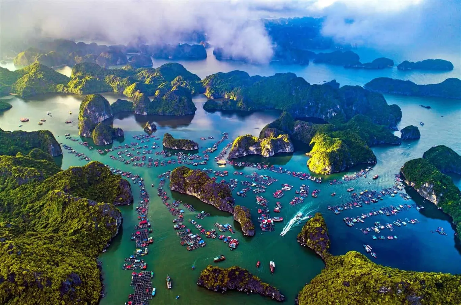 Hải Phòng sở hữu nhiều vịnh, đảo đẹp như trong tranh