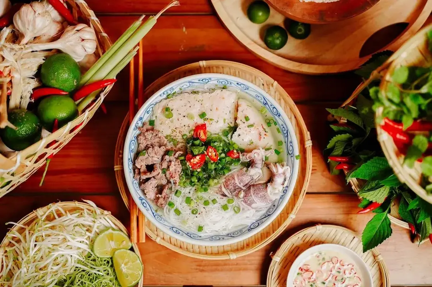 Bún quậy là một trong những món đặc sản tại Phú Quốc