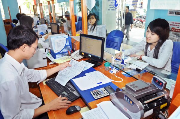 Hộ khẩu và CMND sẽ được thay thế bằng thẻ căn cước công dân