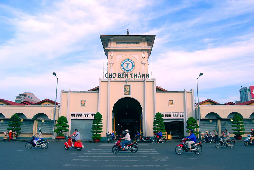 Chợ Bến Thành, nhân chứng lịch sử lâu đời