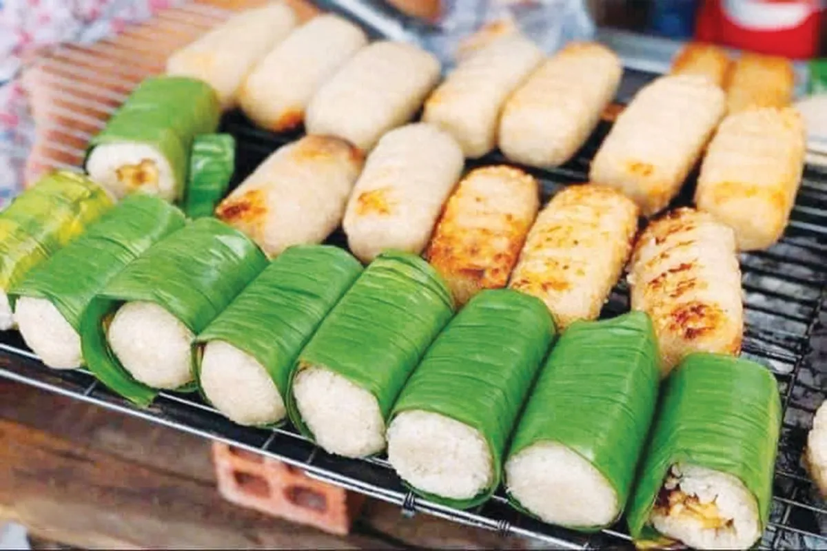 Chuối nếp nướng chan cùng nước cốt dừa mang lại hương vị quen thuộc khó quên