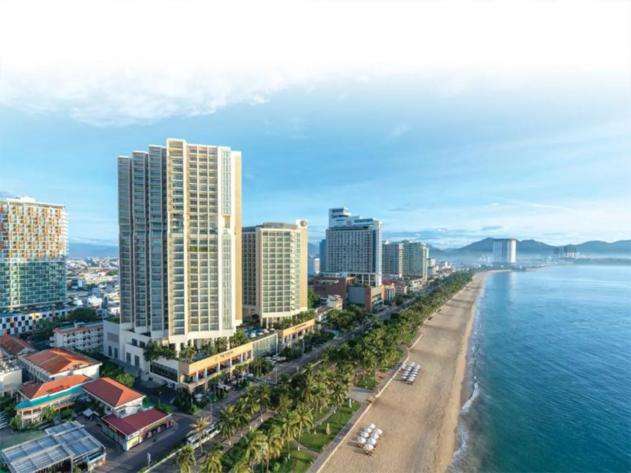 InterContinental Nha Trang với view bao trọn bờ biển