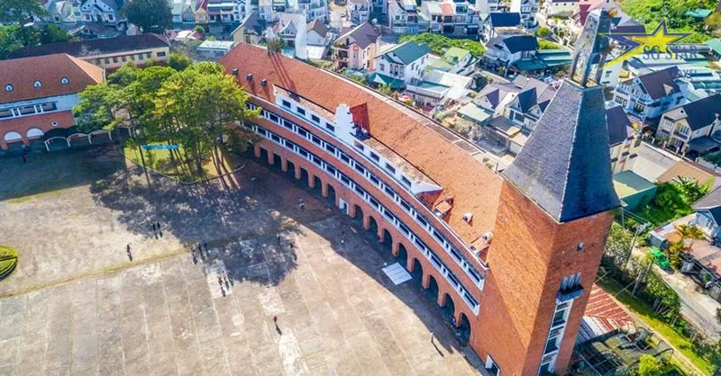 Cao đẳng Đà Lạt