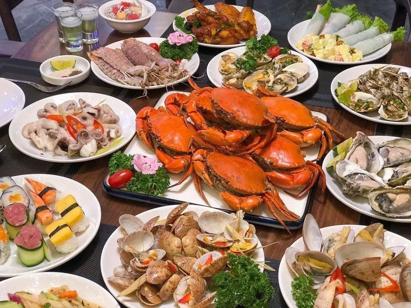 Hải sản Sầm Sơn nổi tiếng với độ tươi sống, chắc thịt