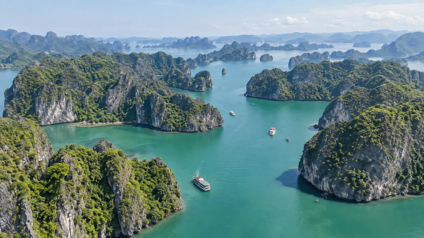 Vịnh Lan Hạ - "Đảo ngọc thiên đường" của Hải Phòng