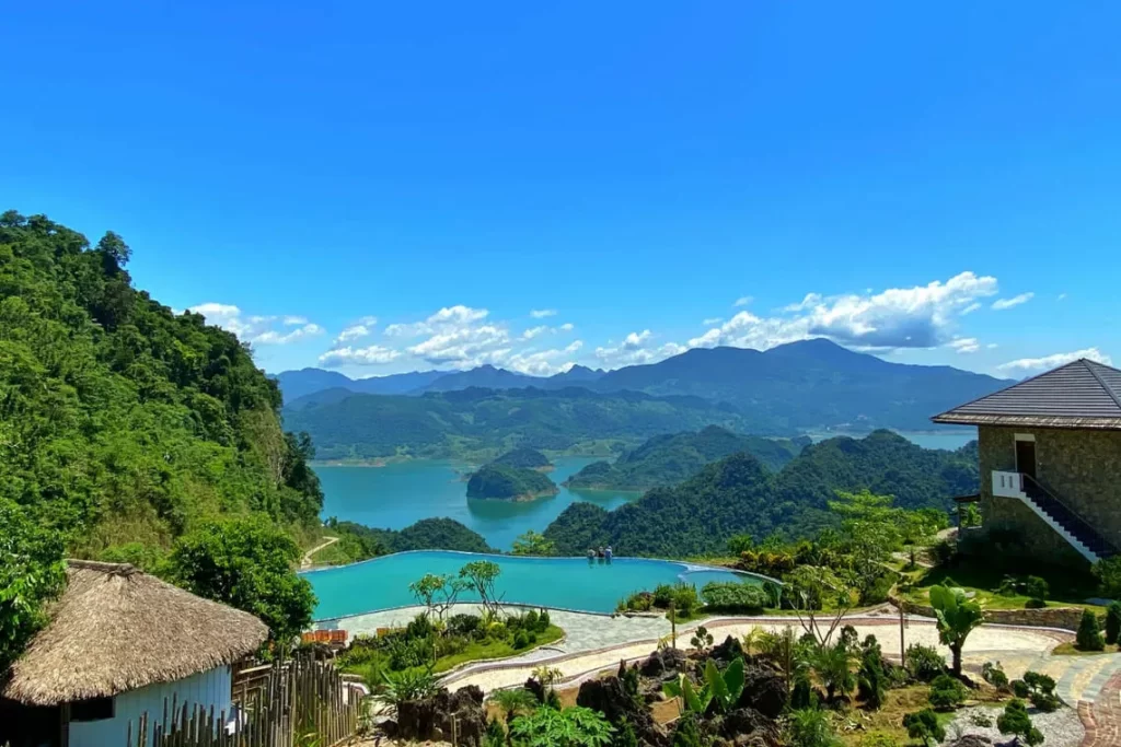 Du lịch tháng 11 đừng bỏ qua aMai Châu Hoà Bình