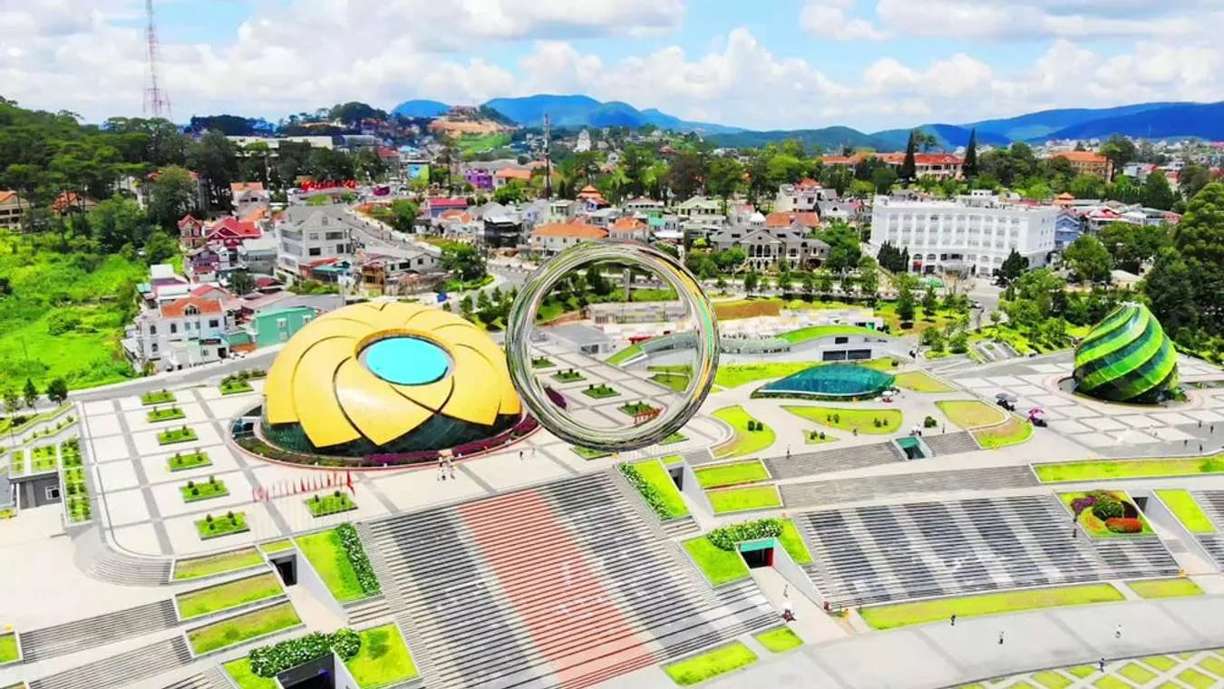 Quảng Trường Lâm Viên