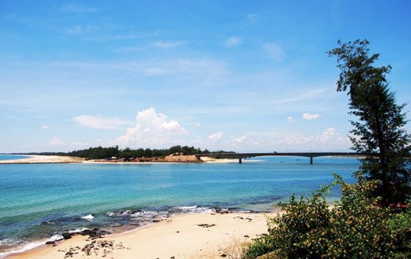 vé máy bay đi Quảng Trị