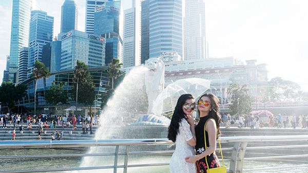 mac gi khi du lịch singapore