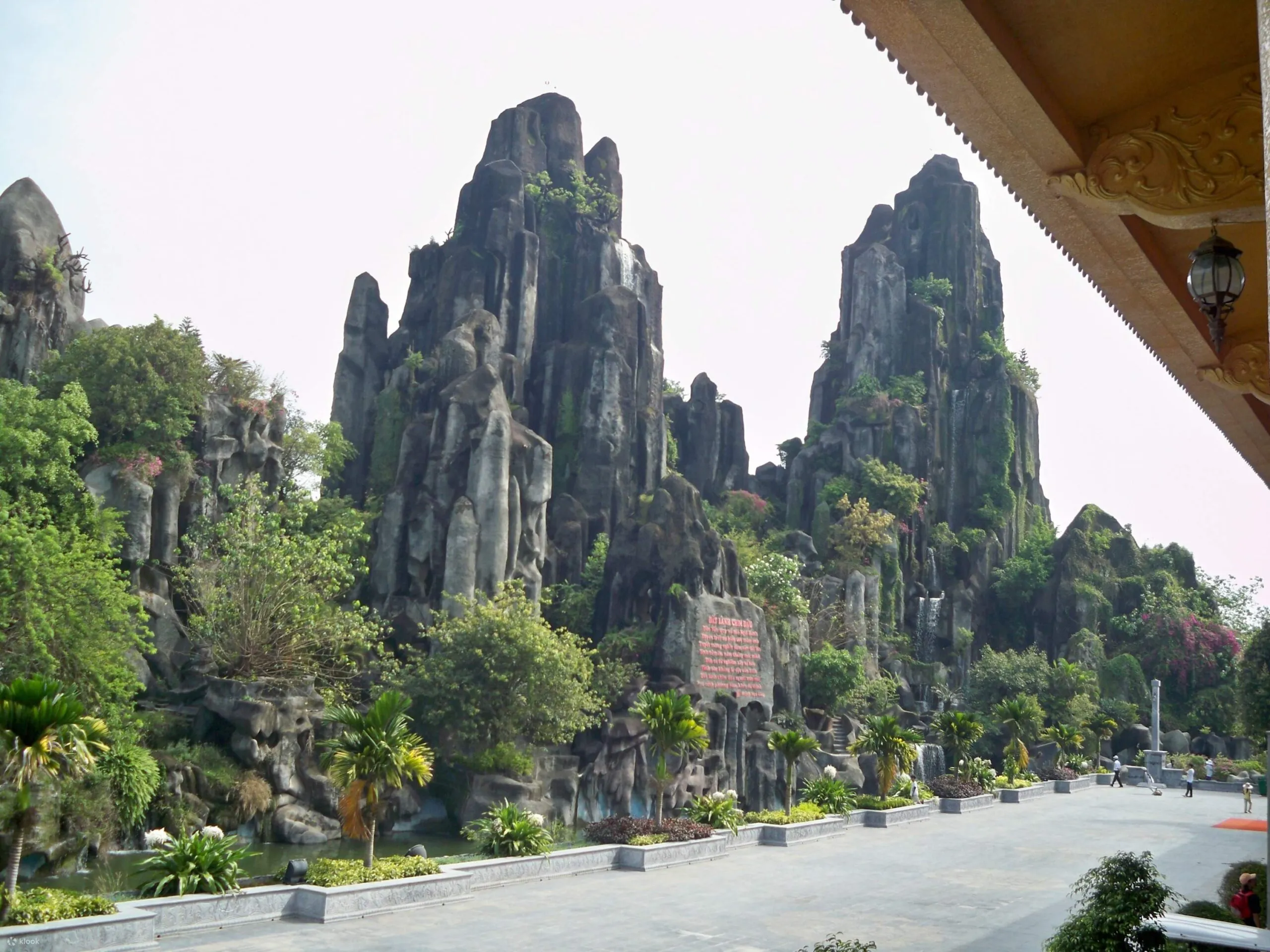 Khám phá danh lam thắng cảnh Ngũ Hành Sơn