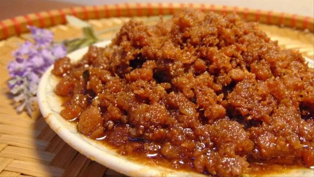 Mắm tép thường xuất hiện trong các bữa ăn của người dân tại đây