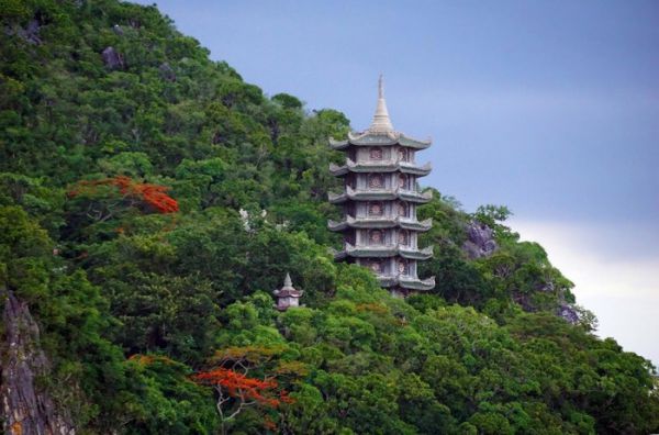 Tháp Xá Lợi - Ngũ Hành Sơn