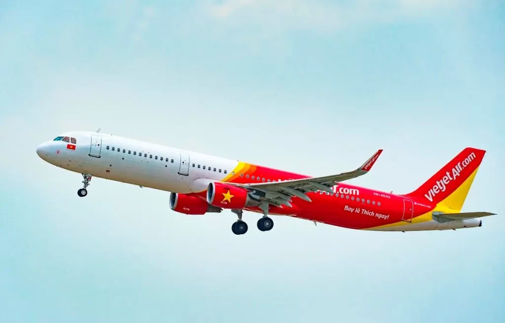 Máy bay Vietjet Air Huế Hà Nội