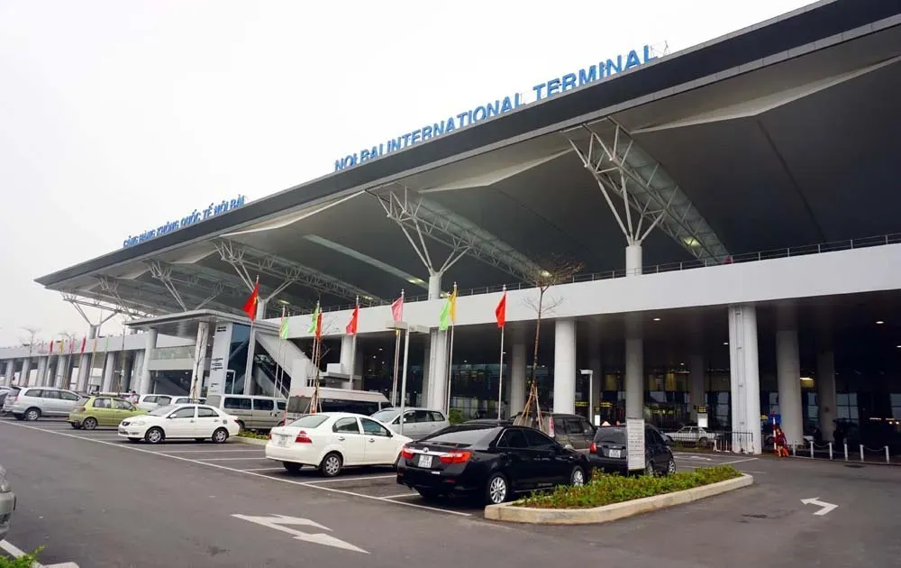 Bí kíp săn vé máy bay giá rẻ đi Hà Nội