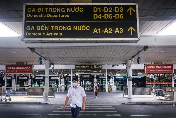 Di chuyển từ đến sân bay Tân Sơn Nhất