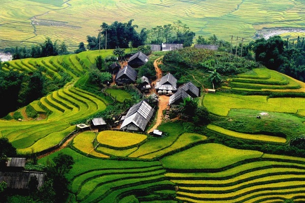 Du khách có thể tới Điện Biên vào nhiều dịp trong năm