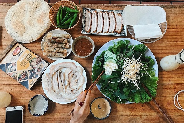 Bánh tráng cuốn thịt heo