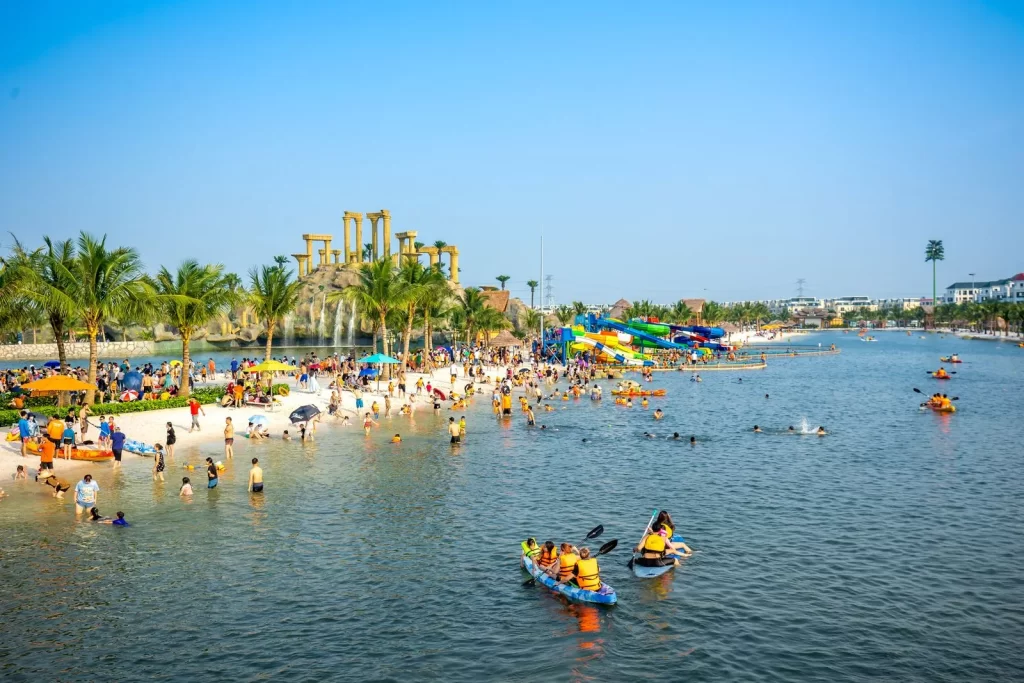 Công viên giải trí VinWonders Hà Nội Wave Park