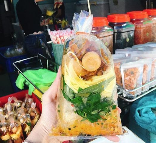 Bánh tráng trộn Cô Uyên