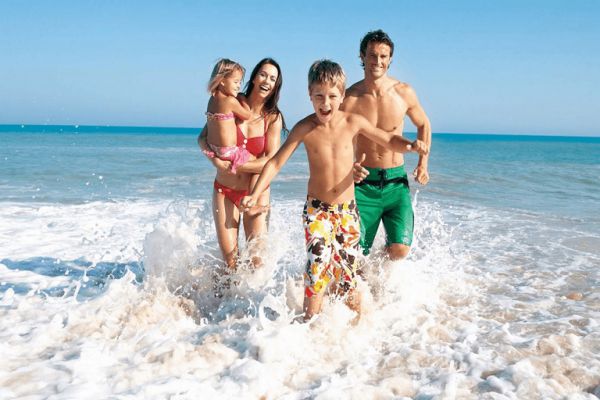 Tháng 2 đến tháng 4 là thời gian lý tưởng để du lịch Nha Trang