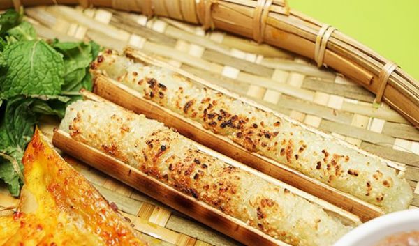 Cơm lam món ăn đặc trưng của vùng núi Tây Bắc