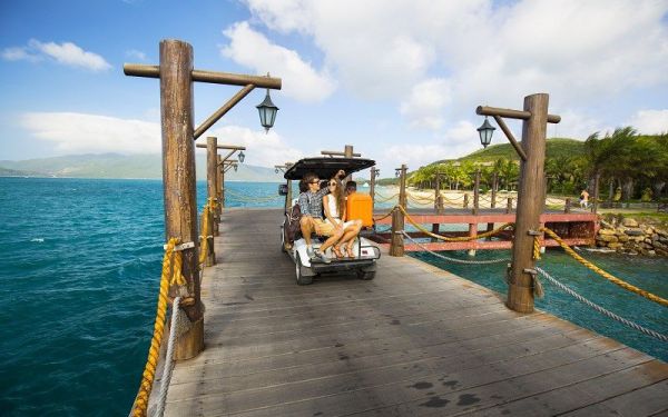 Du lịch Hòn Tằm Nha Trang