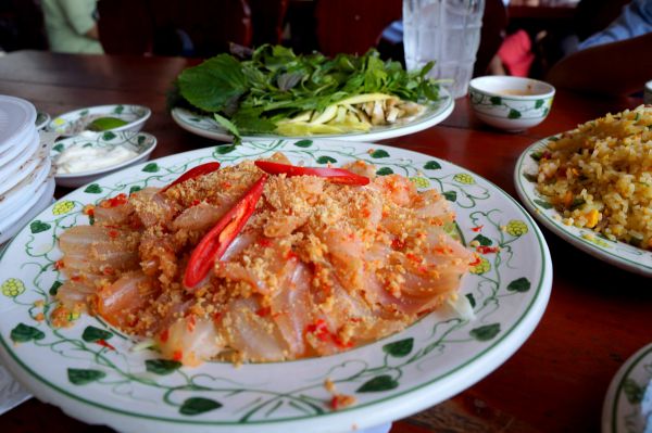 Đến Phú Yên nhất định phải thử qua gỏi cá mai