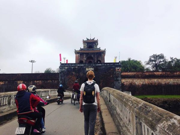 Du lịch Huế bằng xe máy