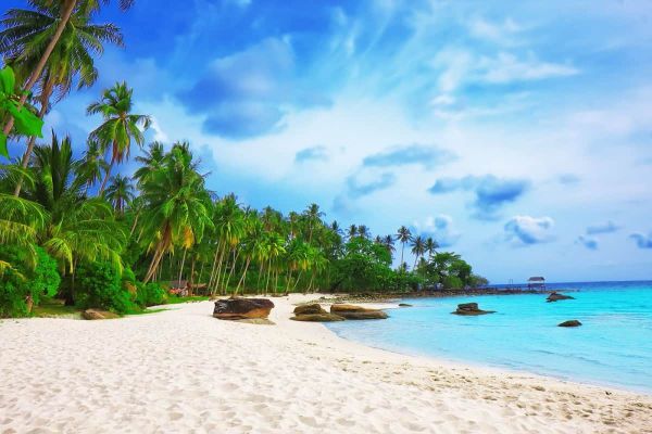 Phú Quốc là điểm nghỉ dưỡng, lặn biển, tham quan, và khám phá sinh thái tuyệt vời