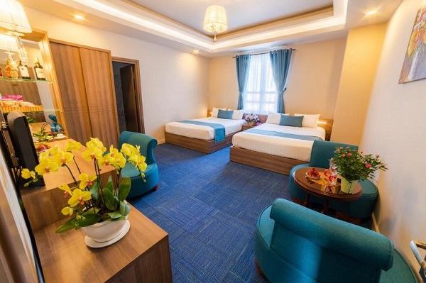 Rum Vang II Dalat là khách sạn mang phong cách hiện đại, lịch sự
