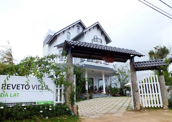 Reveto Dalat có khoảng 23 căn biệt thự rộng lớn, sang trọng và tinh tế