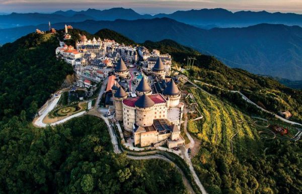 quần thể du lịch nghỉ dưỡng Bà Nà Hills