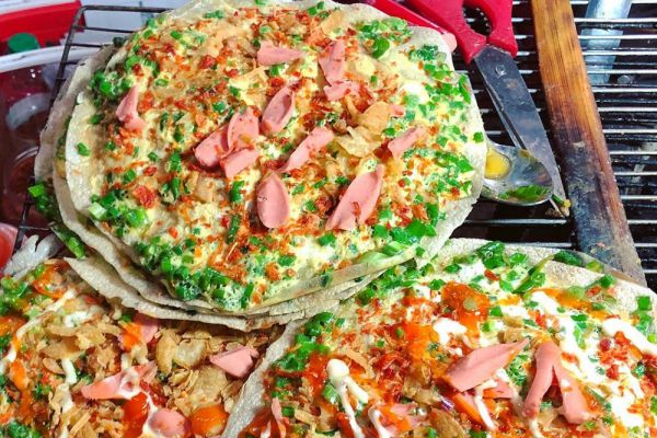 Bánh tráng nướng Đà Lạt có rất nhiều hương vị cho bạn lựa chọn
