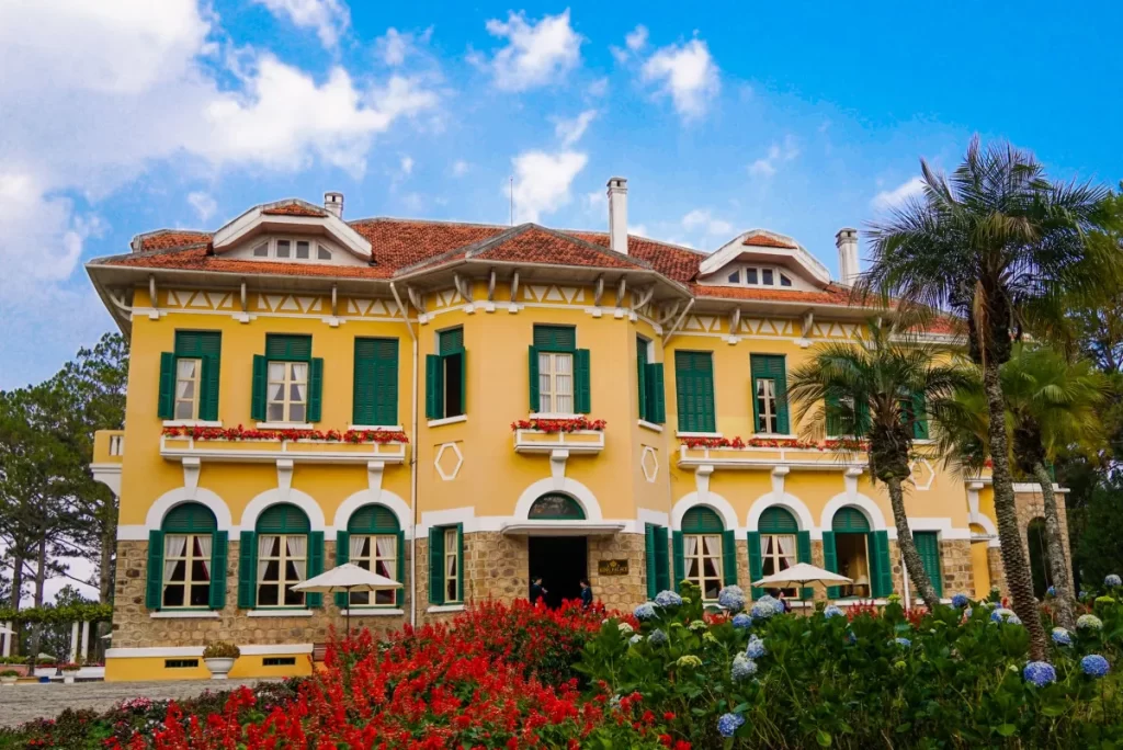 Dinh Bảo Đại