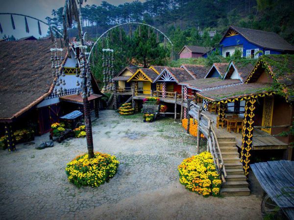 Cảnh sắc ở làng Cù Lần như một bức tranh sơn thủy làm say đắm lòng người