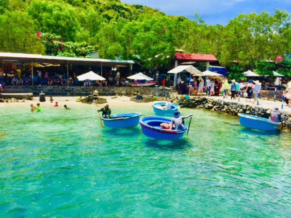 Tour đảo Nha Trang có rất nhiều trải nghiệm thú vị