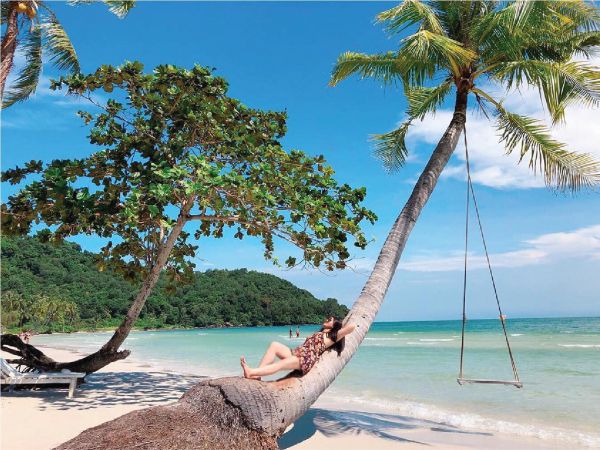 Bãi Sao được tạo hóa ưu ái cho cảnh biển xanh, cát trắng, nắng vàng