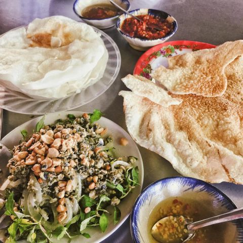 Bánh đập vừa giòn vừa mềm lại hơi beo béo thơm ngon (Ảnh Sưu Tầm)