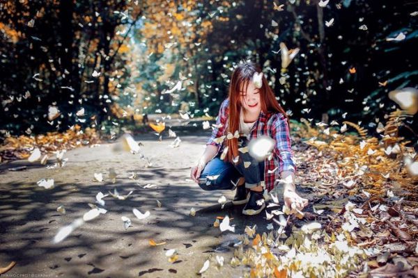 Chụp ảnh cùng đàn bướm tại Cúc Phương