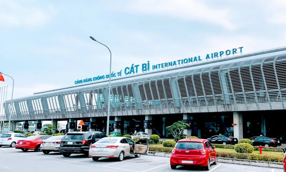 Sân bay Cát Bi - Hải Phòng cách trung tâm khoảng 8km