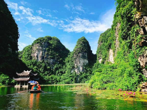 Tràng An - Nơi được ví như Hạ Long trên cạn