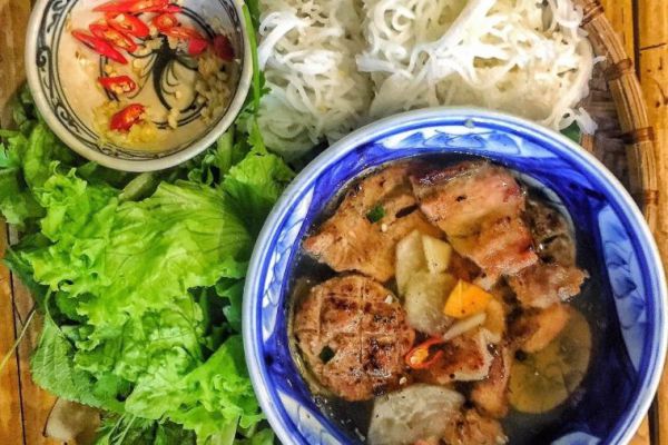 Bún chả Hà Nội món ăn được lòng du khách Quốc tế
