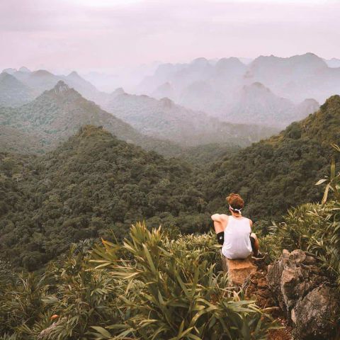 Đỉnh Mây Bạc - Nơi bạn có thể bao quát toàn bộ khung cảnh hùng vĩ của rừng Cúc Phương
