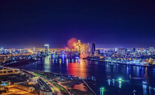 Vé khuyến mãi Vietravel Airlines thứ 3 hàng tuần vé máy bay 8K khám phá Đà Nẵng