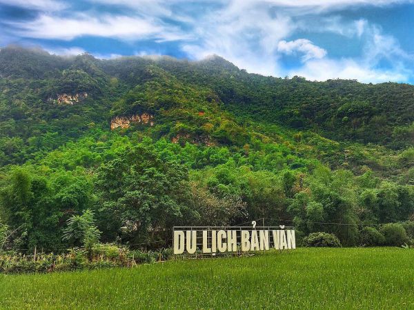 yên tĩnh, trong lành của bản Văn Mai Châu Hoà Bình