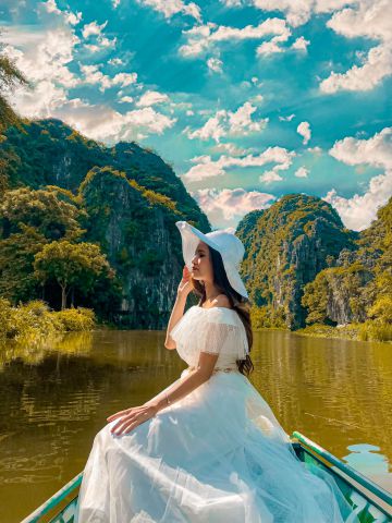 Đầm Vân Long – tọa độ check in Ninh Bình siêu chất cho giới trẻ (Ảnh: Sưu tầm)