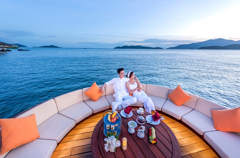 Địa điểm chụp hình sống ảo đẹp ở Nha Trang - Cà phê Sailling Club
